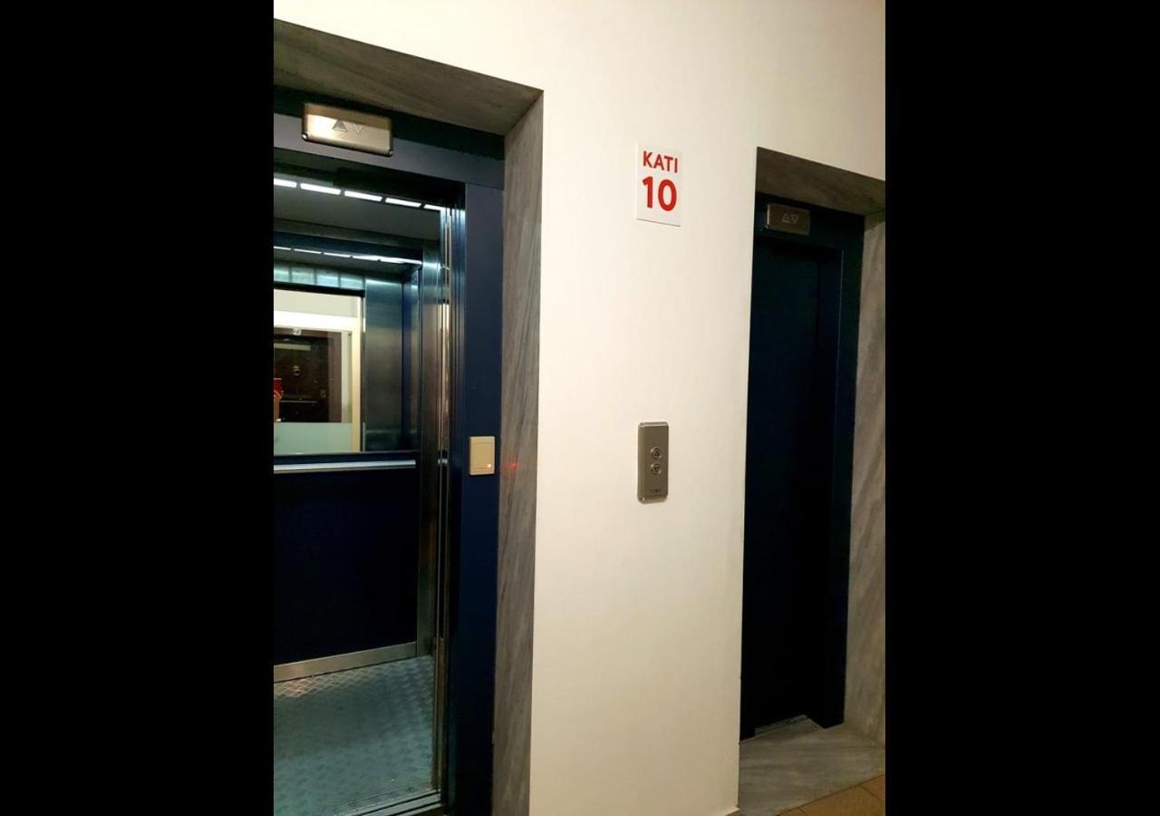 Center View Luxury Apartment ティラナ エクステリア 写真
